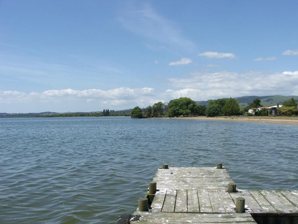 Cedarwood Lakeside Motel & Conference Venue Rotorua Eksteriør bilde