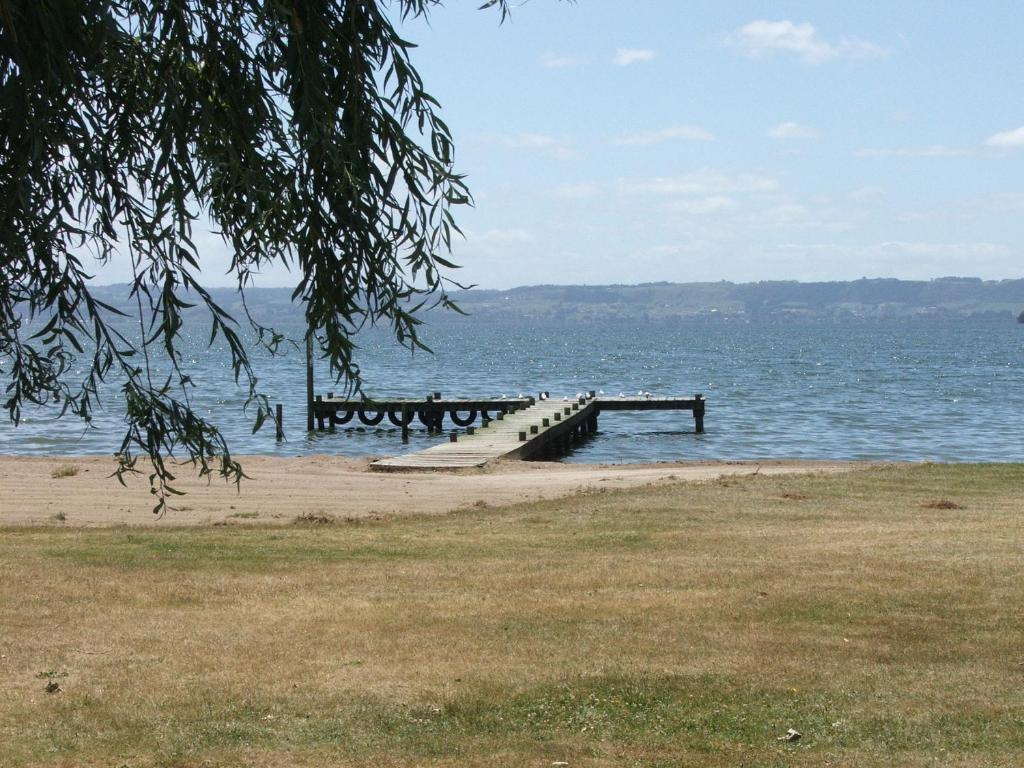 Cedarwood Lakeside Motel & Conference Venue Rotorua Eksteriør bilde